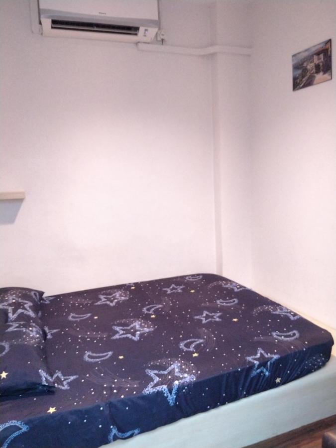Joka-Joka Guesthouse ملقا المظهر الخارجي الصورة
